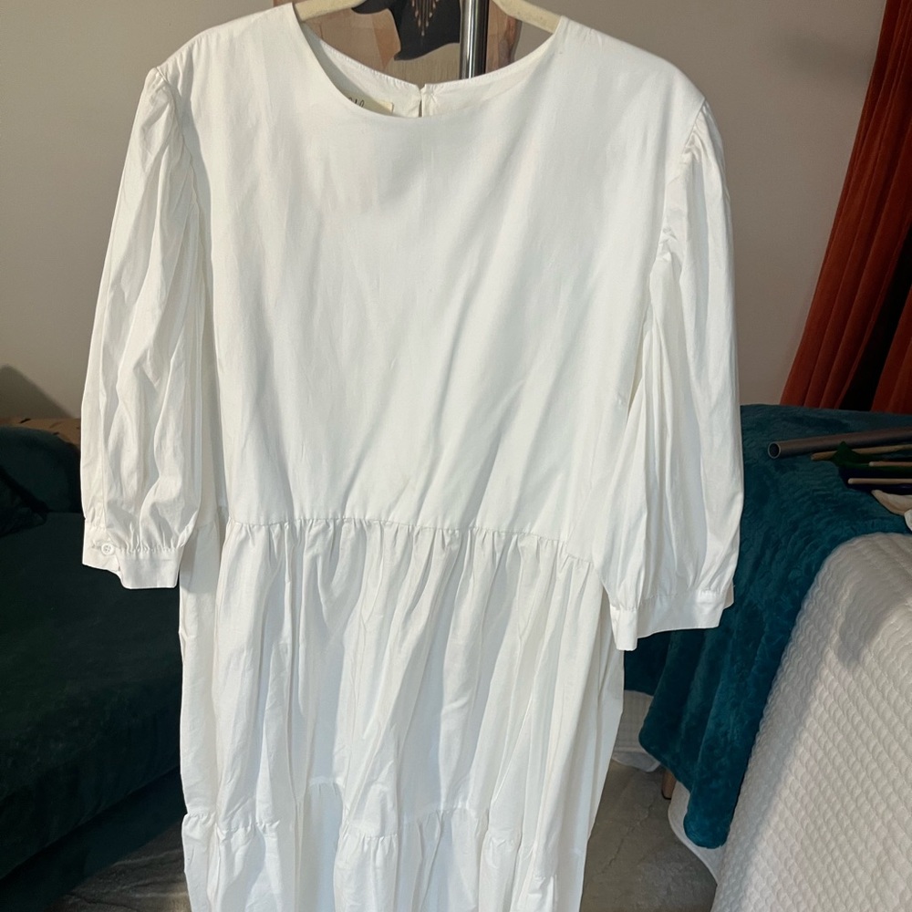 Sotela White Long Sleeve Dress